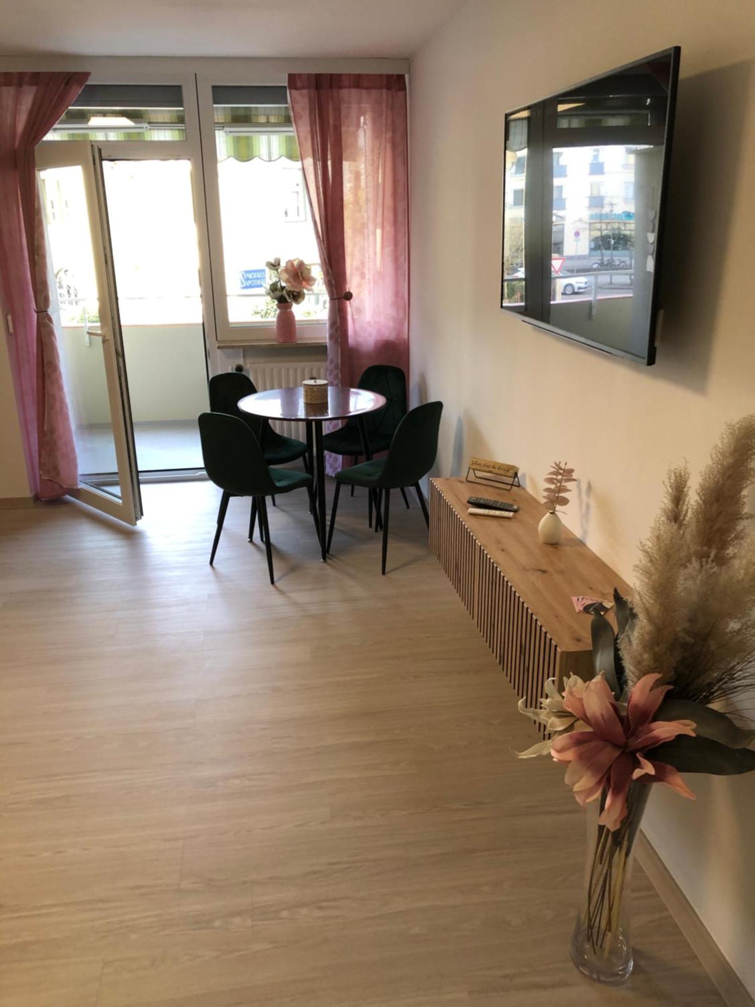 Lilis Apartment Mit Balkon Augsburg Exteriör bild