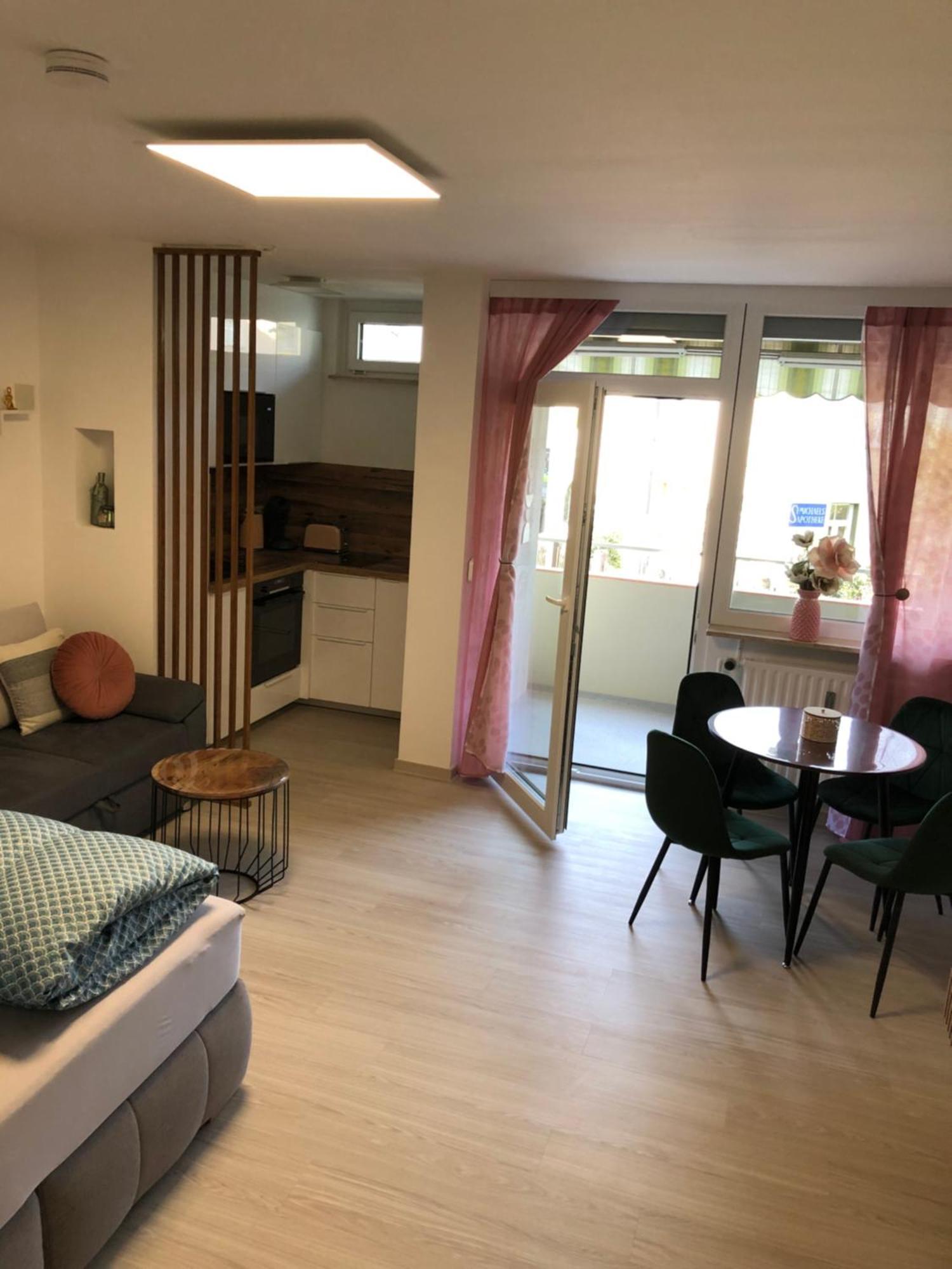 Lilis Apartment Mit Balkon Augsburg Exteriör bild